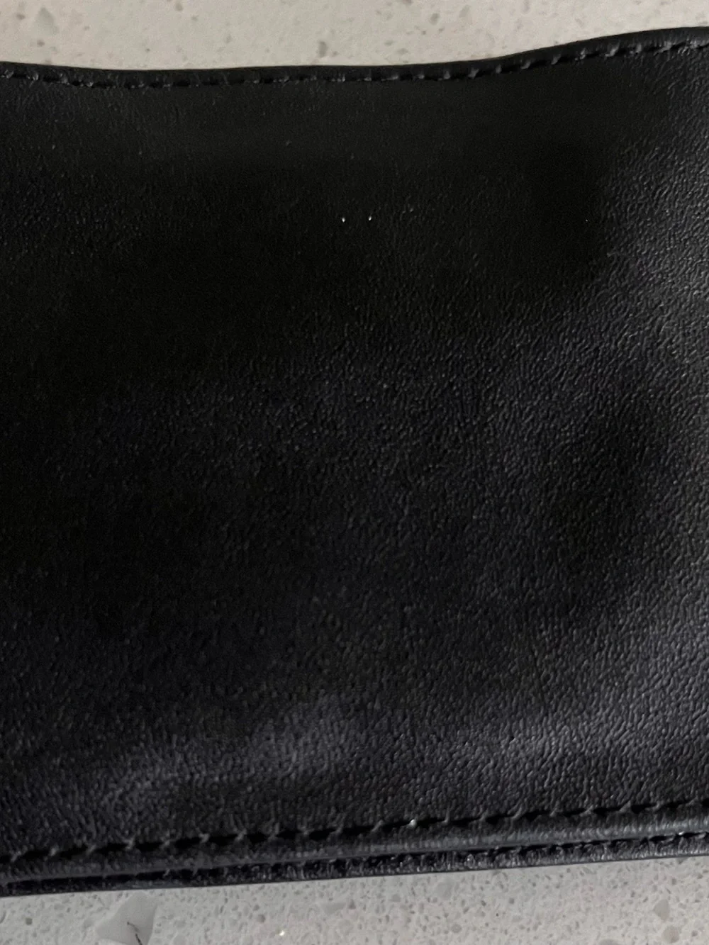 Men’s Samsonite bifold wallet.